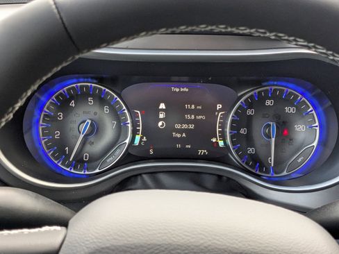 New 2026 Chrysler Voyager LX image 26