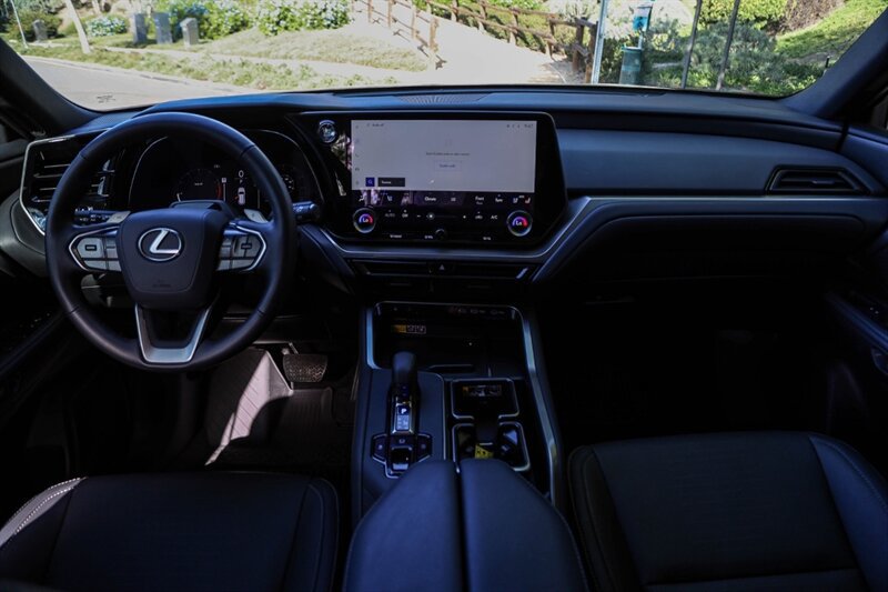 Used 2026 Lexus TX 350 FWD w/ Technology Package image 17