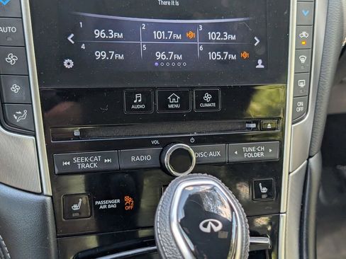 Used 2019 INFINITI Q60 3.0t Luxe w/ Essential Package AWD/4WD image 19