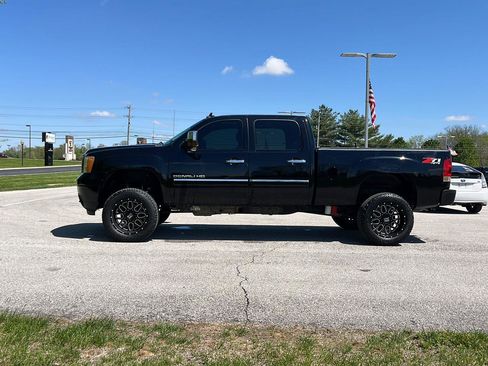Used 2014 GMC Sierra 3500 Denali w/ LPO, On The Job Package AWD/4WD image 2
