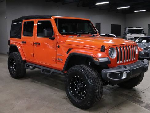 Used 2019 Jeep Wrangler Unlimited Sahara image 8