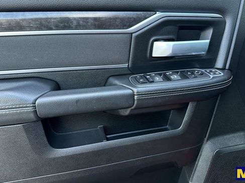 Used 2024 RAM 2500 Big Horn w/ Bed Utility Group image 11