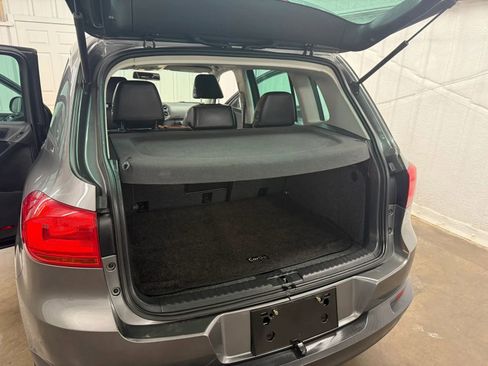 Used 2012 Volkswagen Tiguan SEL FWD image 27