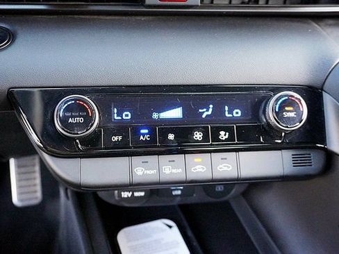 Certified 2026 Hyundai Elantra Sport FWD image 25