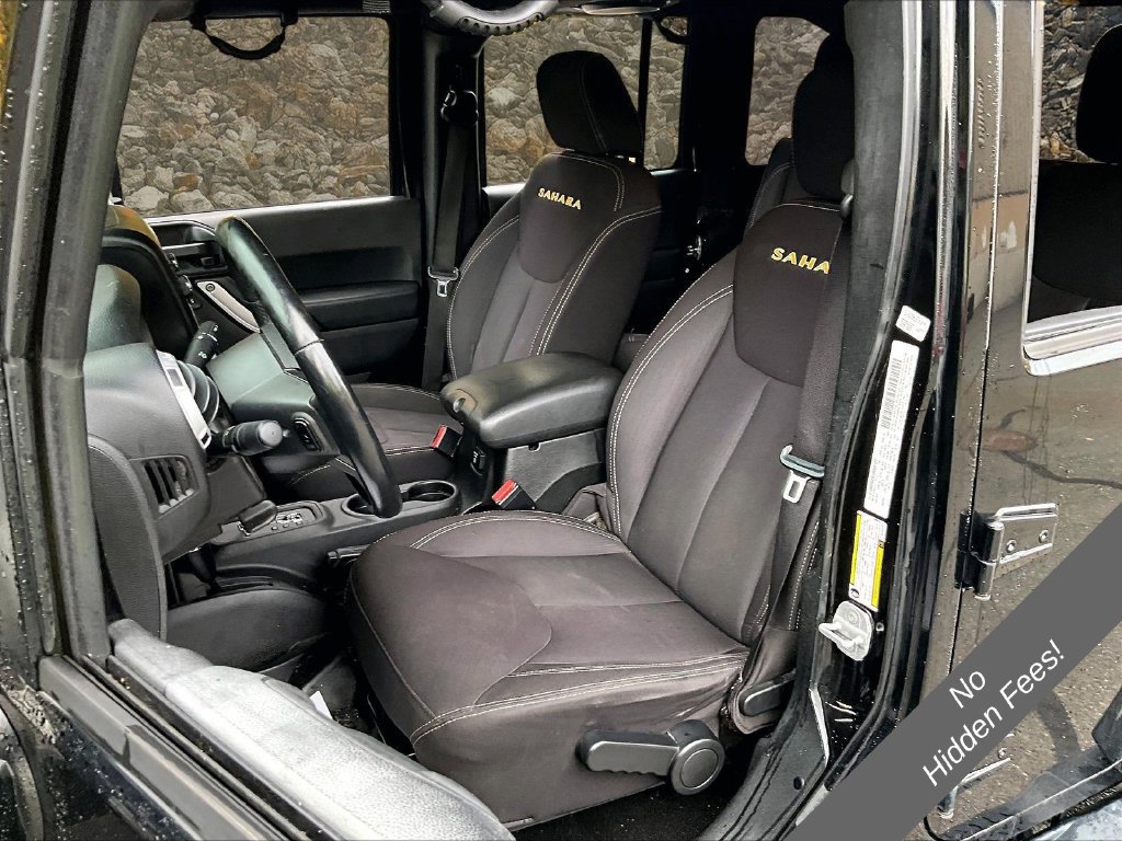 Used 2014 Jeep Wrangler Unlimited Sahara w/ Connectivity Group AWD/4WD image 13