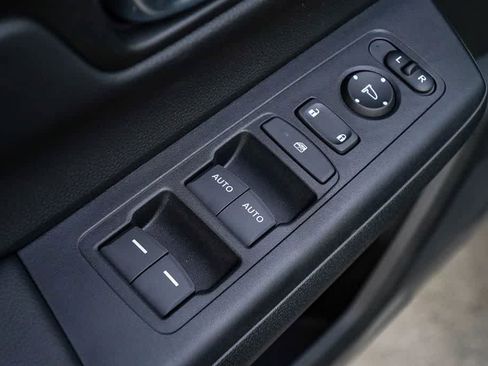 New 2026 Honda CR-V EX image 25