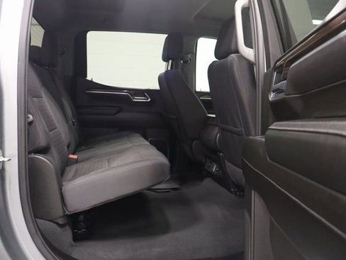 Used 2025 Chevrolet Silverado 1500 LT AWD/4WD image 17