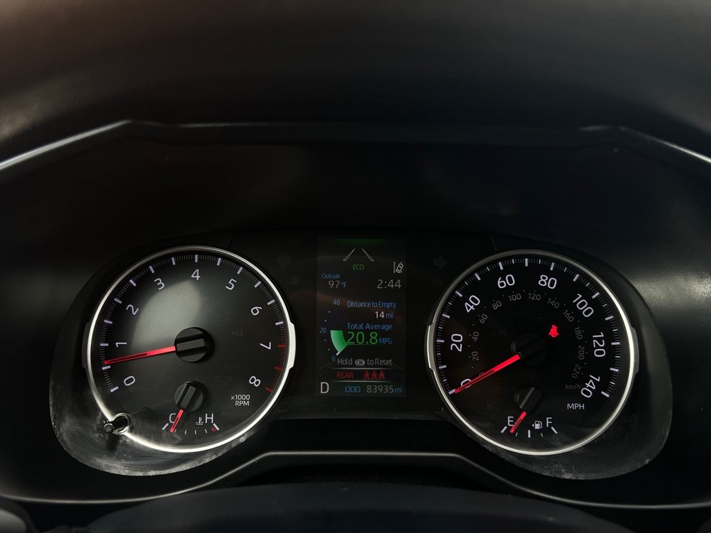 Used 2019 Toyota RAV4 LE FWD image 26