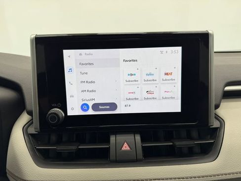 Used 2025 Toyota RAV4 XLE w/ Convenience Package image 29