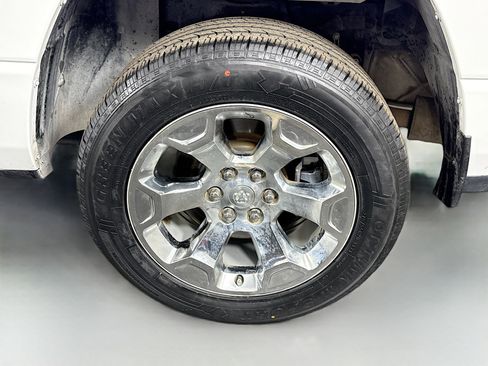 Used 2019 RAM 1500 Big Horn image 37