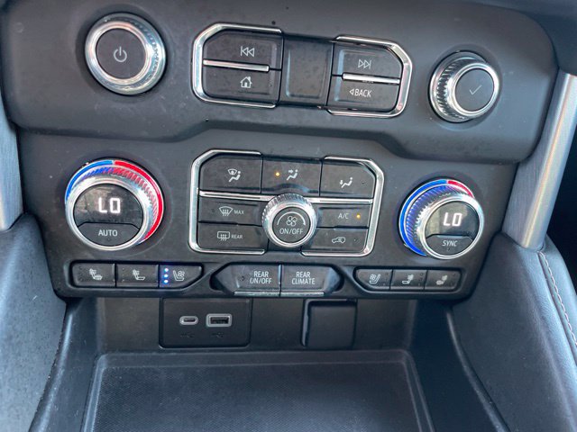 Used 2023 GMC Yukon SLT w/ SLT Luxury Package RWD image 24
