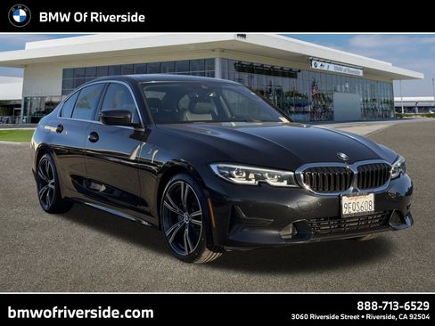 Certified 2022 BMW 330i Sedan w/ Driving Assistance Package image 1