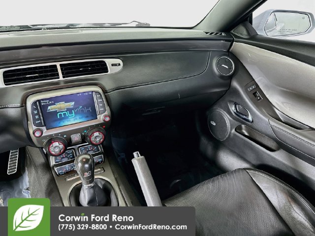 Used 2013 Chevrolet Camaro SS RWD image 24