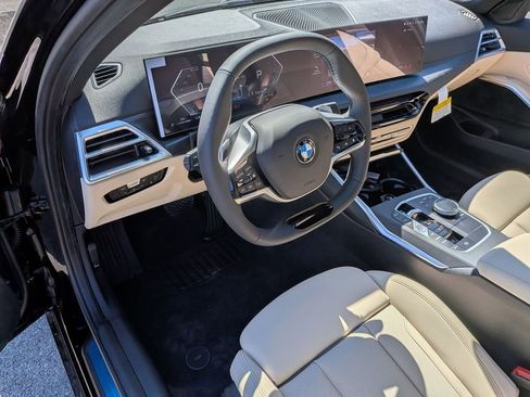 New 2026 BMW 330i xDrive Sedan w/ Convenience Package AWD/4WD image 9