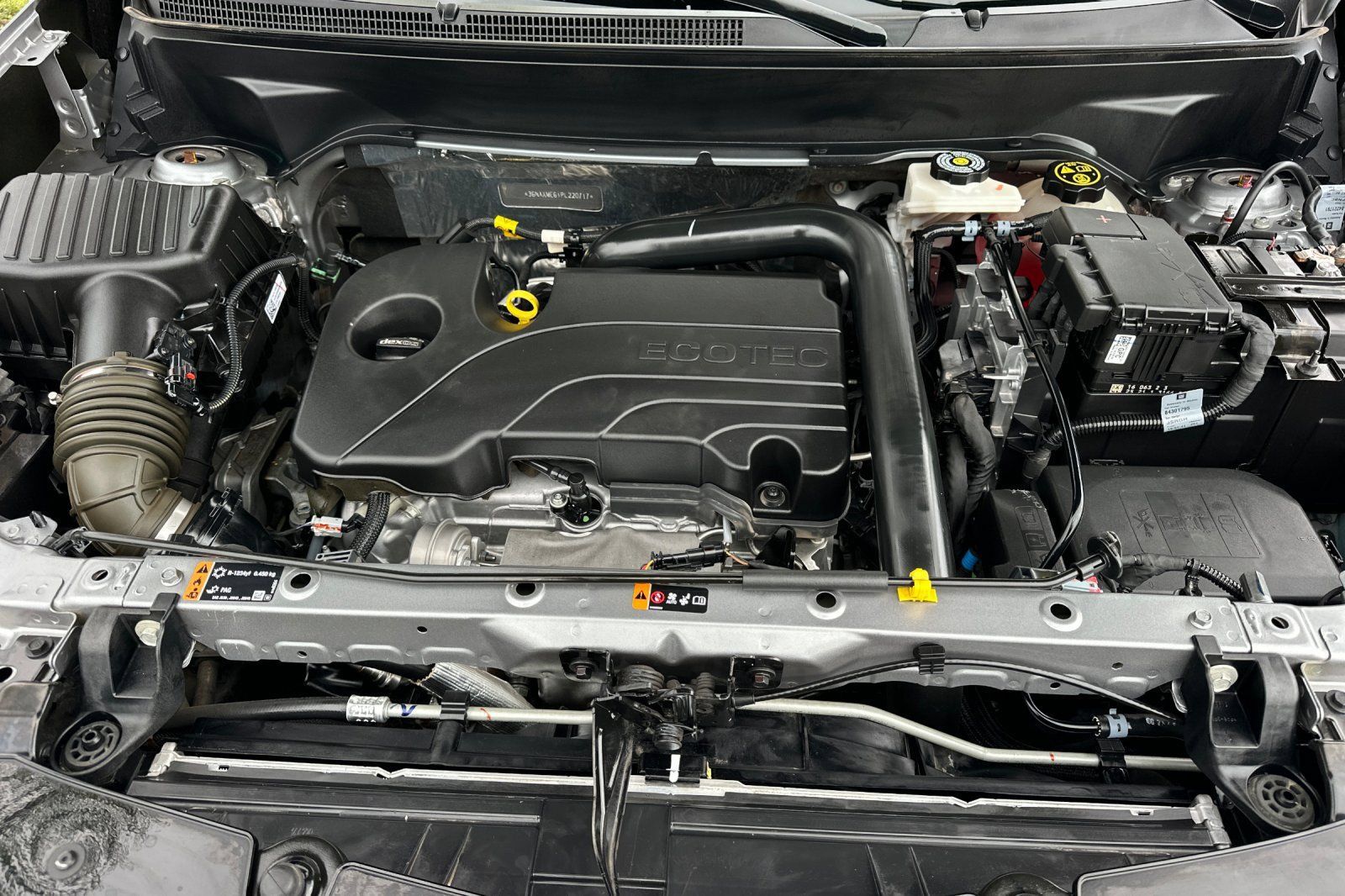 Used 2023 Chevrolet Equinox RS FWD image 24