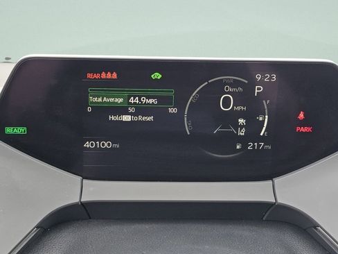 Used 2023 Toyota Prius XLE image 29