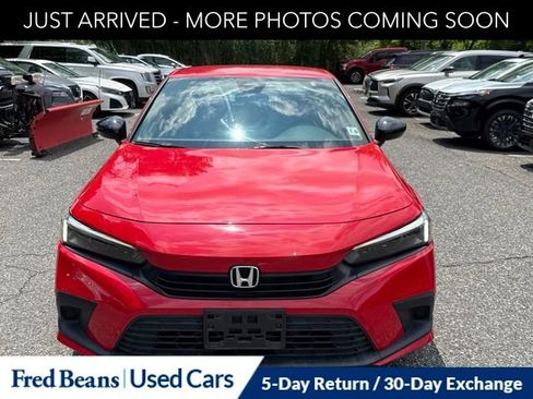 Used 2023 Honda Civic Sport image 2