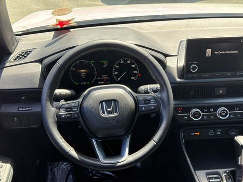Used 2025 Honda CR-V Sport image 18