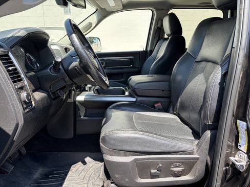 Used 2018 RAM 2500 Laramie w/ Sport Appearance Group AWD/4WD image 40