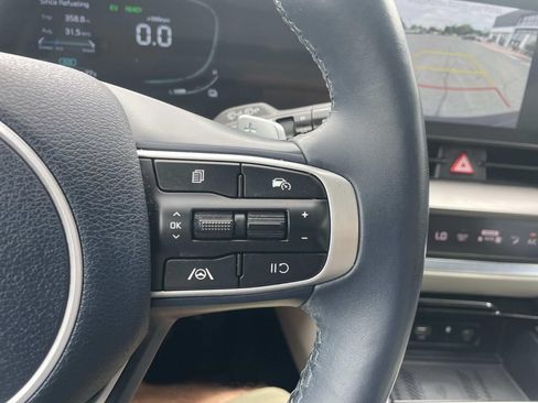 Used 2023 Kia Sportage EX AWD/4WD image 28