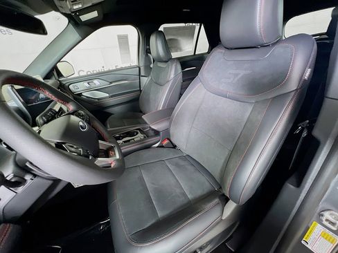 New 2026 Ford Explorer ST w/ Sun And Sound Package image 25