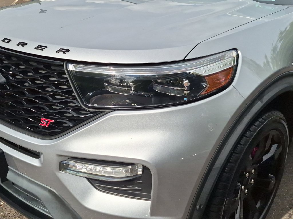 Certified 2022 Ford Explorer ST w/ Equipment Group 401A AWD/4WD image 3