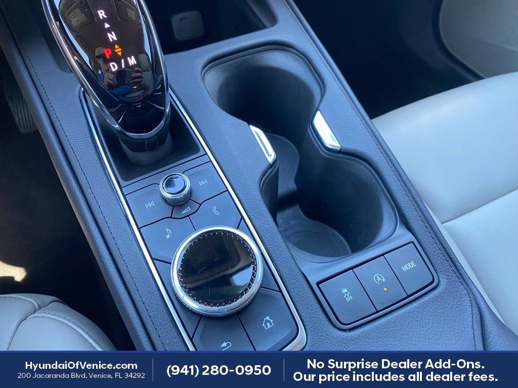 Used 2023 Cadillac XT4 Luxury FWD image 12