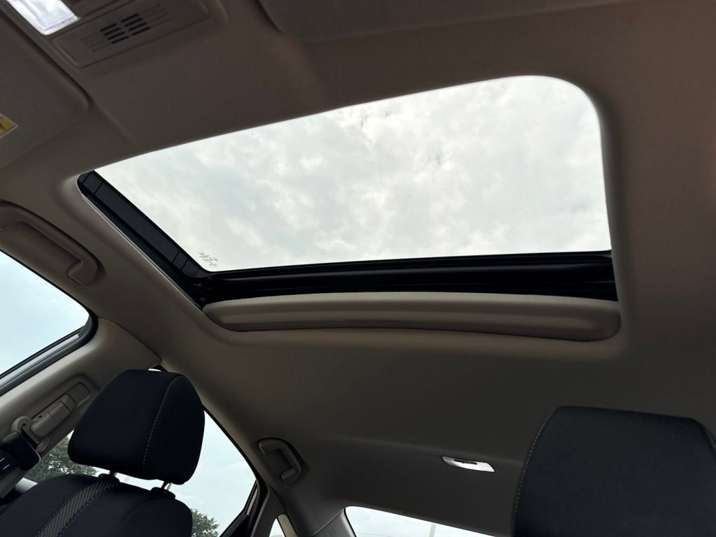 Used 2021 Honda Civic EX image 9