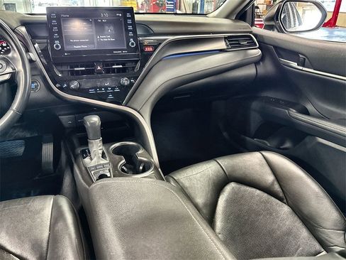 Used 2023 Toyota Camry XSE image 26