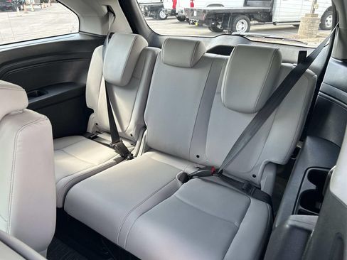 Used 2024 Honda Odyssey EX-L image 25
