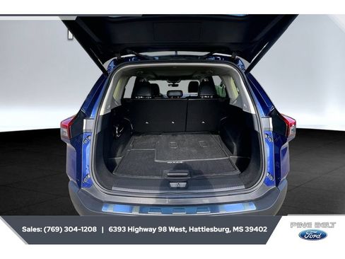 Used 2023 Nissan Rogue SL AWD/4WD image 21