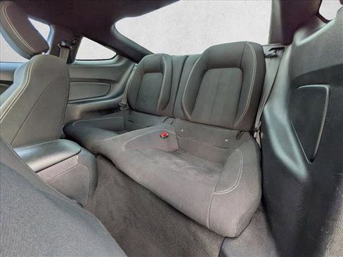 Used 2021 Ford Mustang Coupe image 19