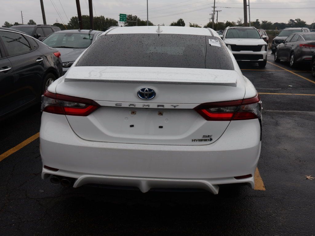 Used 2024 Toyota Camry SE FWD image 18