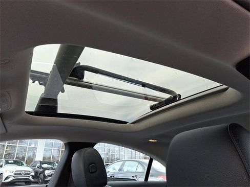 Used 2023 Mercedes-Benz CLA 250 4MATIC image 15