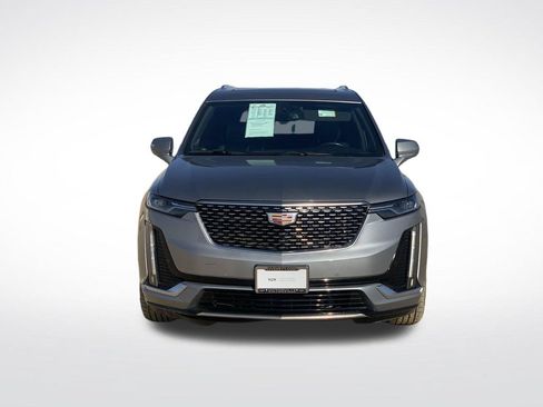 Used 2024 Cadillac XT6 Premium Luxury FWD image 2