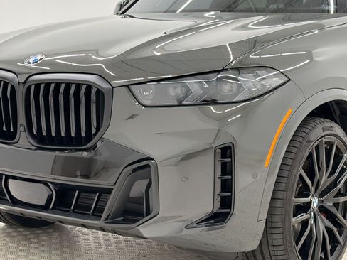 Used 2026 BMW X5 xDrive40i w/ M Sport Package AWD/4WD image 12