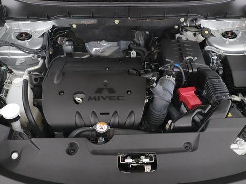 Used 2024 Mitsubishi Outlander Sport ES image 15