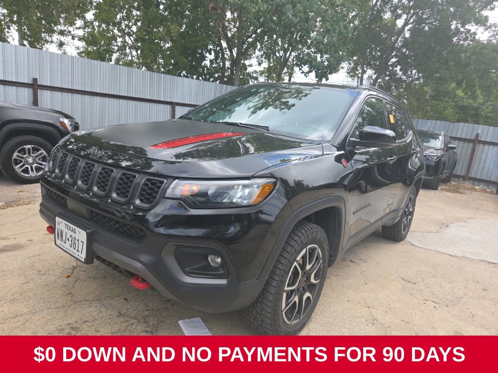 Used 2025 Jeep Compass Trailhawk AWD/4WD image 1