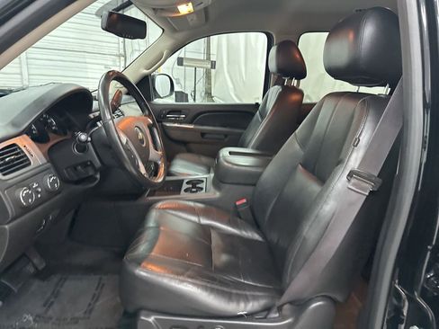 Used 2014 Chevrolet Tahoe LT w/ Suspension Package, Off-Road image 18