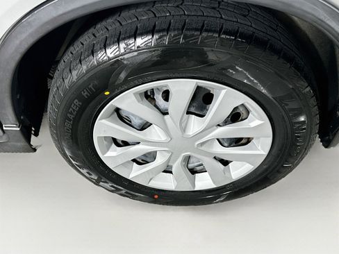 Used 2016 Nissan Rogue S w/ S Family Package FWD image 11