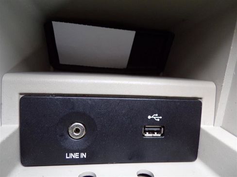 Used 2012 Ford Focus SE image 36