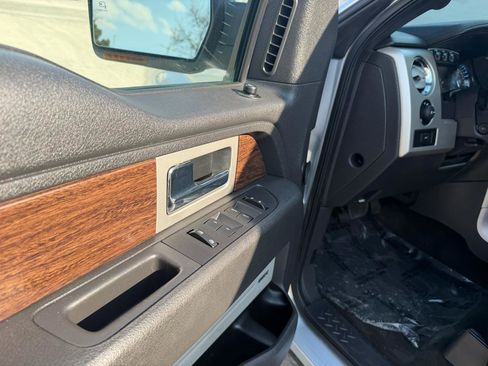 Used 2014 Ford F150 Lariat w/ Equipment Group 502A Luxury image 10