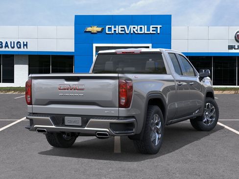 New 2026 GMC Sierra 1500 SLE image 4