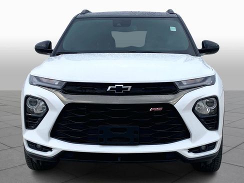 Used 2021 Chevrolet TrailBlazer RS w/ Technology Package image 3