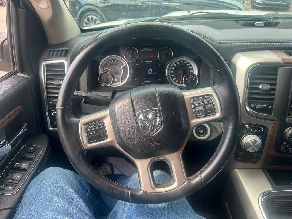 Used 2017 RAM 1500 Laramie w/ Convenience Group AWD/4WD image 13