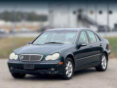 Used 2003 Mercedes-Benz C 240 Sedan image 6