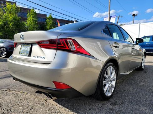 Used 2016 Lexus IS 300 AWD image 5