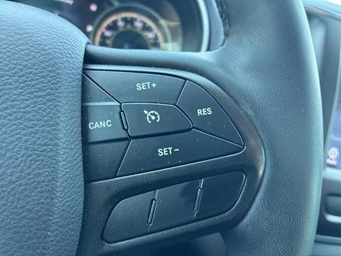 Used 2021 Jeep Cherokee Trailhawk w/ Trailer Tow Group AWD/4WD image 10
