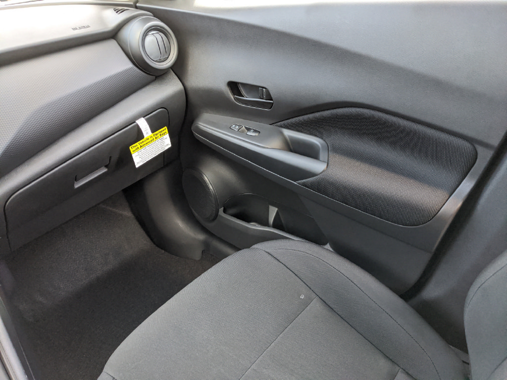 Certified 2025 Nissan Kicks Play S FWD image 23