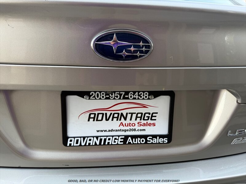 Used 2015 Subaru Legacy 2.5i Premium AWD/4WD image 31